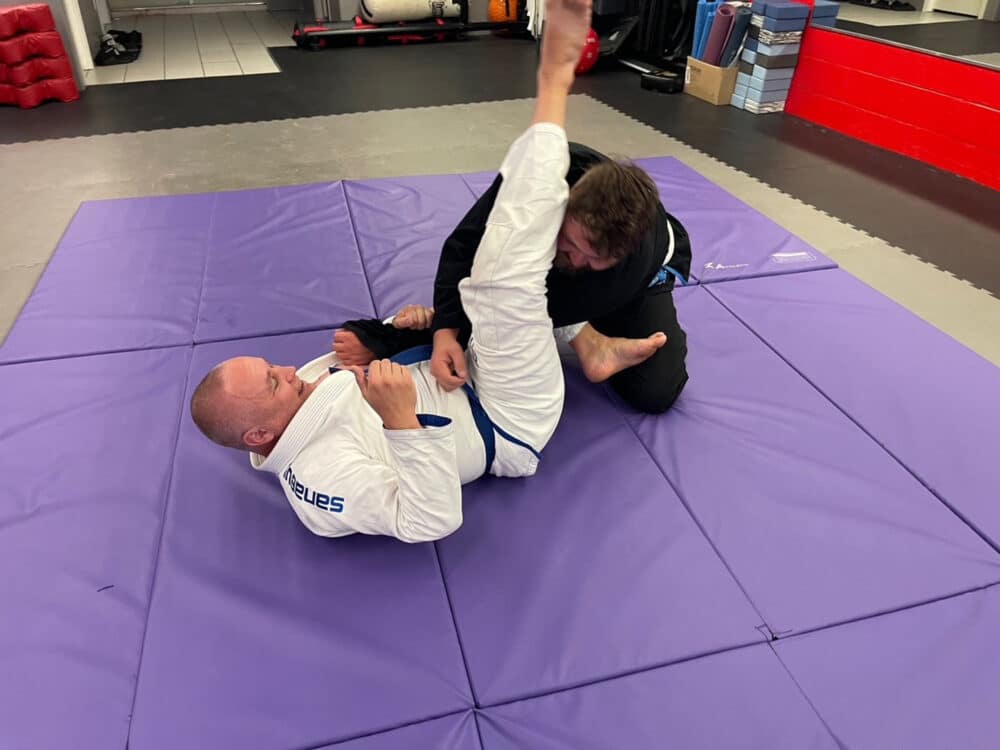 Round 2 Martial Arts Brazilian Jiu-Jitsu (Gi and No Gi)